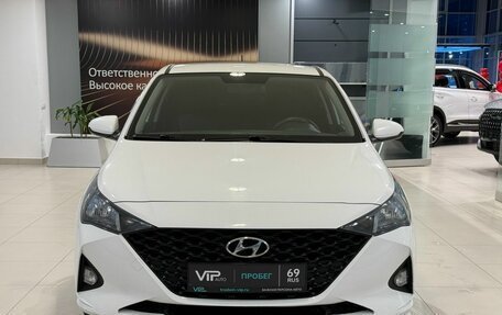 Hyundai Solaris II рестайлинг, 2021 год, 1 535 000 рублей, 2 фотография