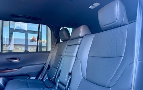 Toyota Land Cruiser, 2021 год, 9 200 000 рублей, 28 фотография