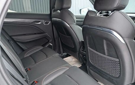 Geely Tugella FY11, 2022 год, 2 950 000 рублей, 10 фотография