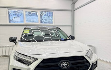 Toyota RAV4, 2025 год, 4 150 000 рублей, 3 фотография