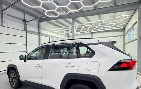 Toyota RAV4, 2025 год, 4 150 000 рублей, 7 фотография