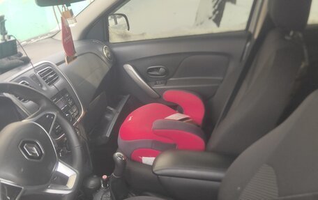 Renault Sandero II рестайлинг, 2019 год, 830 000 рублей, 6 фотография