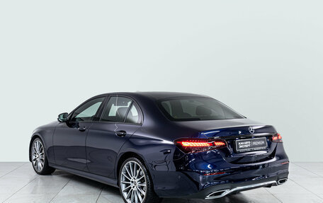 Mercedes-Benz E-Класс, 2021 год, 5 990 000 рублей, 6 фотография