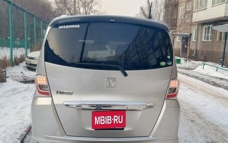 Honda Freed I, 2012 год, 915 000 рублей, 3 фотография