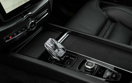 Volvo XC60 II, 2025 год, 9 500 000 рублей, 10 фотография