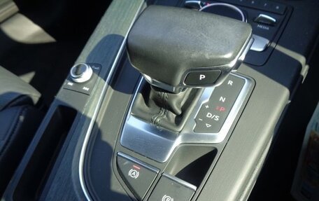 Audi A4, 2017 год, 1 600 000 рублей, 18 фотография