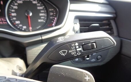 Audi A4, 2017 год, 1 600 000 рублей, 21 фотография