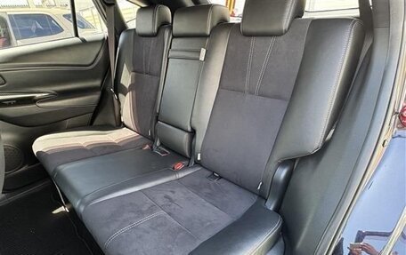 Toyota Harrier, 2017 год, 2 400 000 рублей, 25 фотография