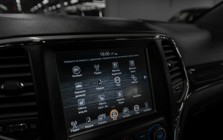 Jeep Grand Cherokee, 2014 год, 2 680 000 рублей, 26 фотография