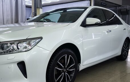 Toyota Camry, 2017 год, 1 950 000 рублей, 2 фотография