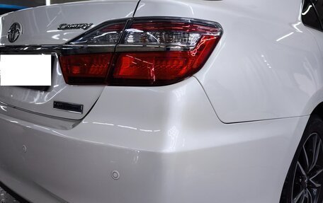 Toyota Camry, 2017 год, 1 950 000 рублей, 4 фотография