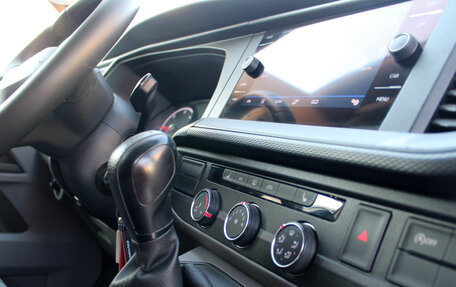 Volkswagen Transporter T6 рестайлинг, 2020 год, 5 100 000 рублей, 9 фотография