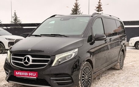 Mercedes-Benz V-Класс, 2018 год, 5 600 000 рублей, 3 фотография