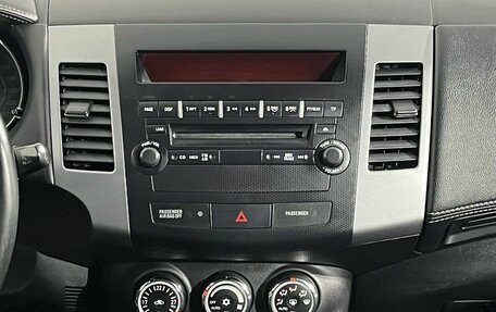 Mitsubishi Outlander III рестайлинг 3, 2009 год, 1 100 000 рублей, 11 фотография