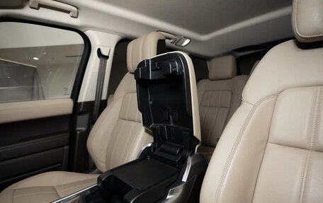 Land Rover Range Rover Sport II, 2021 год, 6 049 000 рублей, 21 фотография