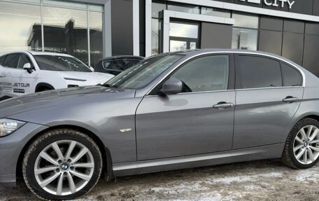BMW 3 серия, 2011 год, 990 000 рублей, 3 фотография