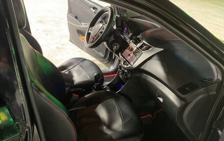 Hyundai Solaris II рестайлинг, 2016 год, 525 000 рублей, 10 фотография