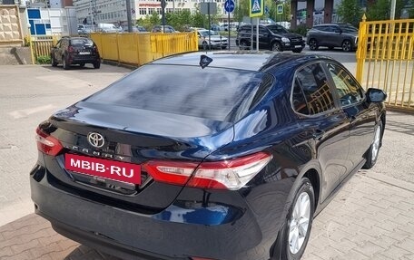 Toyota Camry, 2019 год, 2 980 000 рублей, 4 фотография