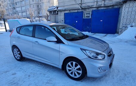 Hyundai Solaris II рестайлинг, 2012 год, 835 000 рублей, 4 фотография