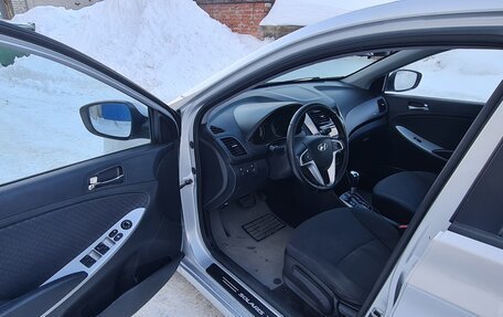 Hyundai Solaris II рестайлинг, 2012 год, 835 000 рублей, 9 фотография