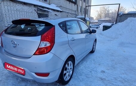 Hyundai Solaris II рестайлинг, 2012 год, 835 000 рублей, 5 фотография