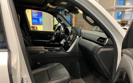 Lexus LX, 2025 год, 20 211 000 рублей, 14 фотография