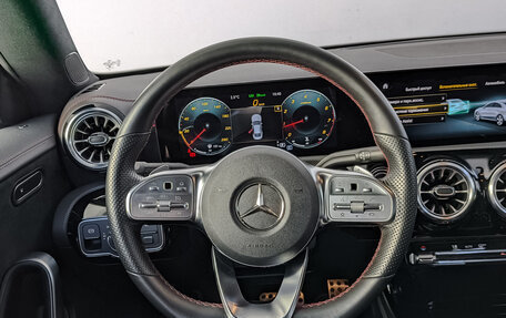 Mercedes-Benz CLA, 2022 год, 3 750 000 рублей, 22 фотография