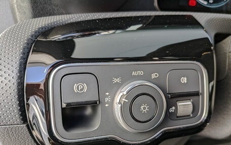 Mercedes-Benz CLA, 2022 год, 3 750 000 рублей, 26 фотография