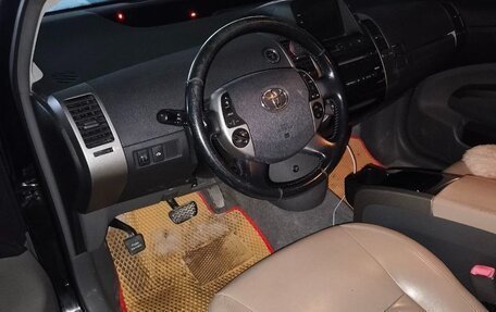 Toyota Prius, 2009 год, 750 000 рублей, 10 фотография