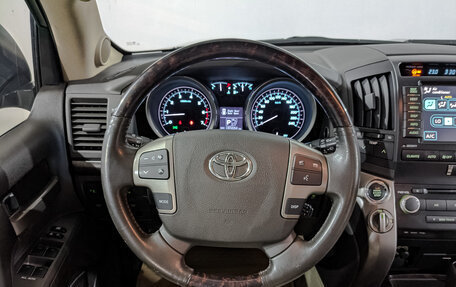 Toyota Land Cruiser 200, 2008 год, 3 190 000 рублей, 20 фотография
