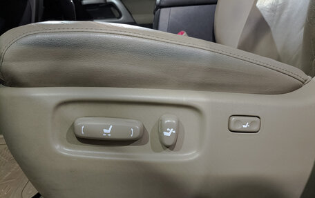 Toyota Land Cruiser 200, 2008 год, 3 190 000 рублей, 27 фотография