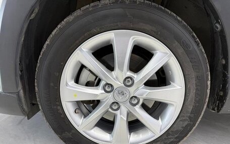 Toyota Yaris XP150 рестайлинг, 2021 год, 1 190 000 рублей, 17 фотография