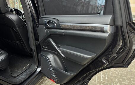 Porsche Cayenne III, 2010 год, 2 199 000 рублей, 30 фотография