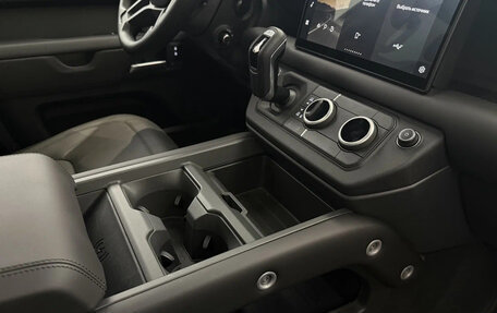 Land Rover Defender II, 2025 год, 17 510 000 рублей, 13 фотография