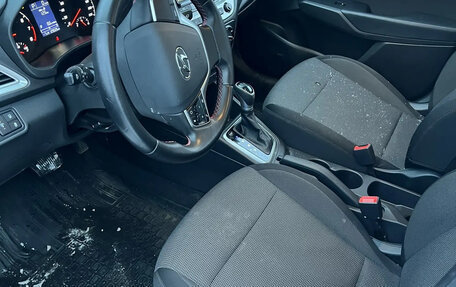 Hyundai Solaris II рестайлинг, 2022 год, 1 100 000 рублей, 7 фотография