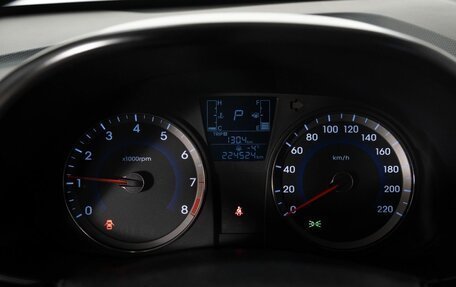 Hyundai Solaris II рестайлинг, 2015 год, 890 000 рублей, 10 фотография