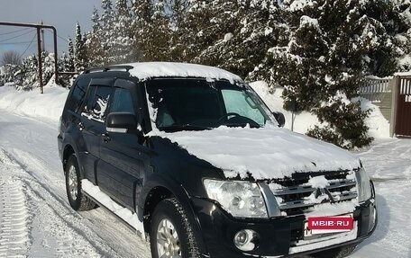 Mitsubishi Pajero IV, 2013 год, 2 500 000 рублей, 2 фотография