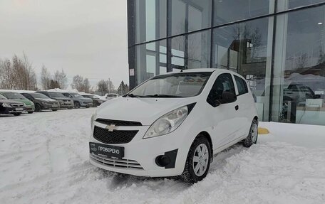 Chevrolet Spark III, 2013 год, 399 000 рублей, 1 фотография