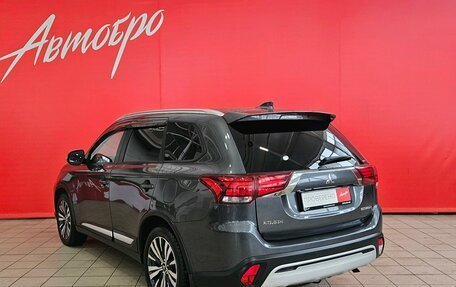 Mitsubishi Outlander III рестайлинг 3, 2019 год, 2 049 000 рублей, 3 фотография