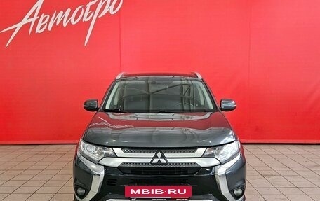 Mitsubishi Outlander III рестайлинг 3, 2019 год, 2 049 000 рублей, 8 фотография