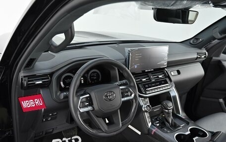 Toyota Land Cruiser, 2025 год, 14 790 000 рублей, 7 фотография