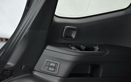 Toyota Land Cruiser, 2025 год, 14 790 000 рублей, 24 фотография