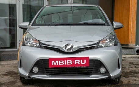 Toyota Vitz, 2014 год, 889 000 рублей, 4 фотография