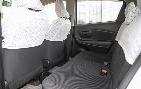 Toyota Vitz, 2014 год, 889 000 рублей, 17 фотография