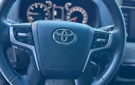 Toyota Land Cruiser Prado 150 рестайлинг 2, 2021 год, 6 450 000 рублей, 12 фотография