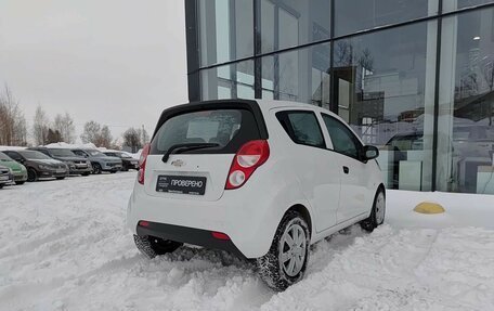 Chevrolet Spark III, 2013 год, 399 000 рублей, 5 фотография