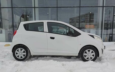 Chevrolet Spark III, 2013 год, 399 000 рублей, 4 фотография