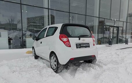 Chevrolet Spark III, 2013 год, 399 000 рублей, 7 фотография