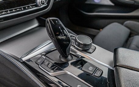 BMW 5 серия, 2019 год, 3 506 078 рублей, 9 фотография