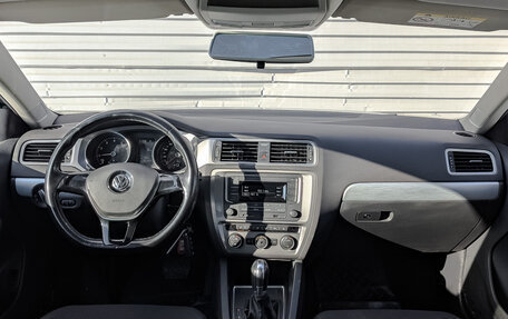 Volkswagen Jetta VI, 2016 год, 1 330 000 рублей, 14 фотография